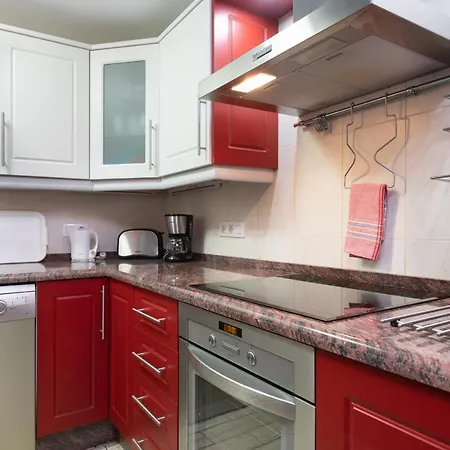 Exclusive Penthouse Playa Vistas 4 Close To The Sea And Beach, Aircondition For A Fee, Wifi, Terrace, Heated Pool Lejlighed Playa de las Américas